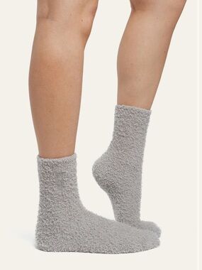 Unhide plush socks-two sets